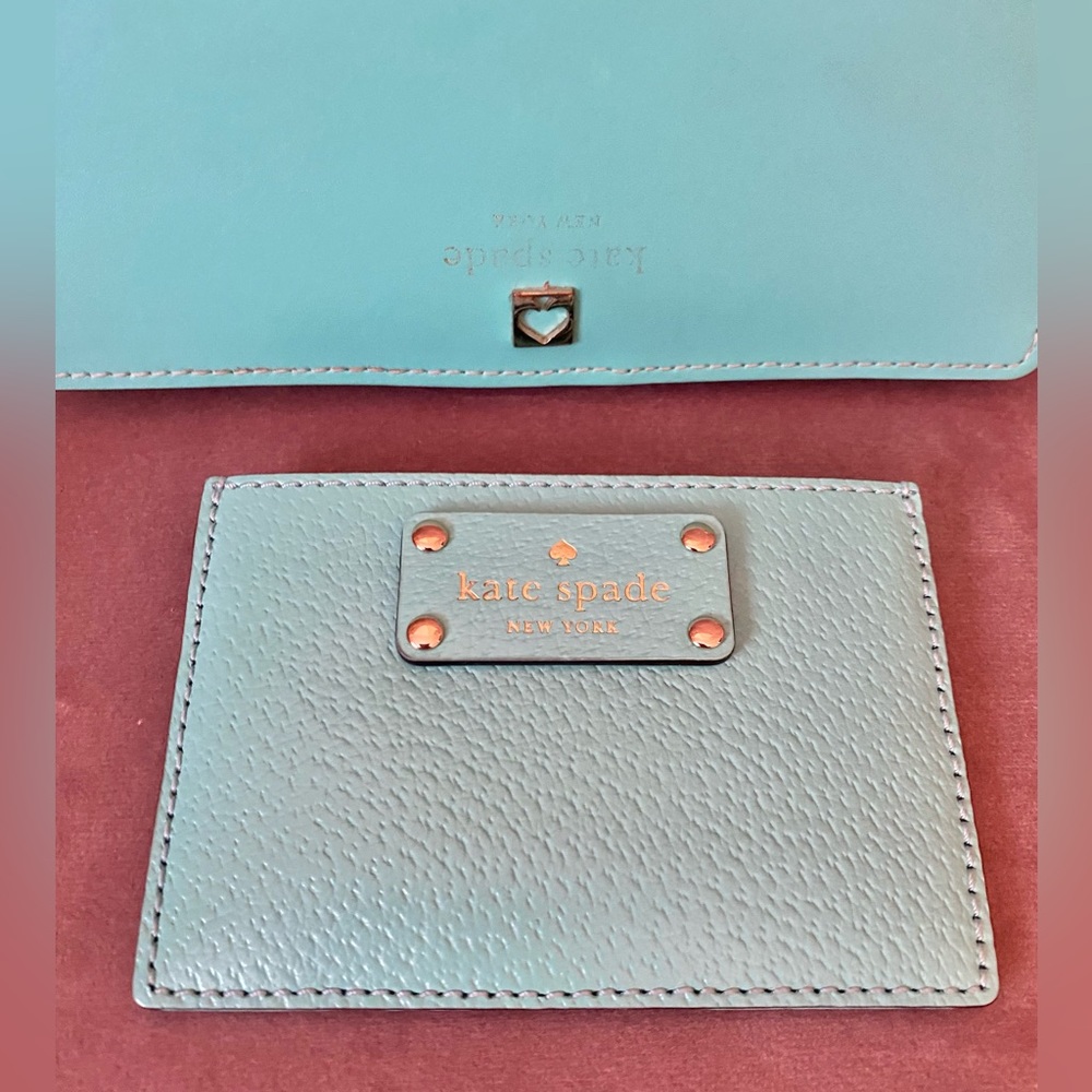 Kate Spade - Picture 2 of 4